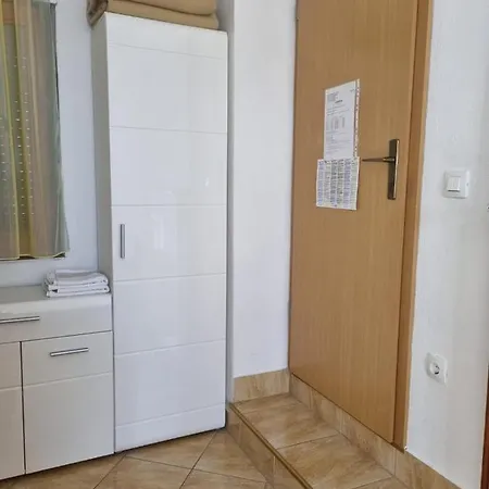 Apartmani Toni Poce 2 Primosten Exterior photo