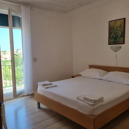 Apartmani Toni Poce 2 Primosten Exterior photo