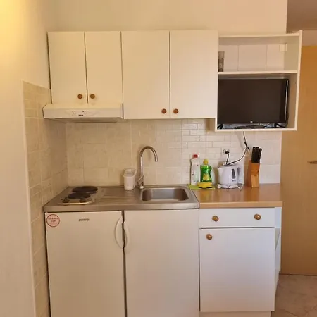 Apartmani Toni Poce 2 Primosten Exterior photo