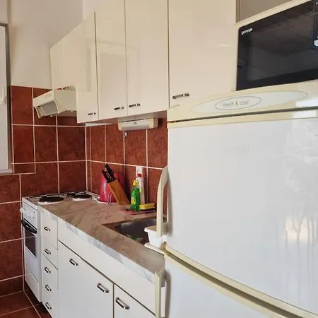 Apartmani Toni Poce 2 Primosten Exterior photo