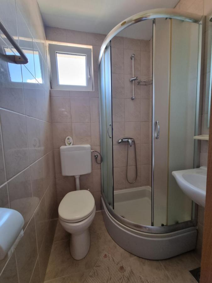 Toni Poce 2 Apartment Primosten